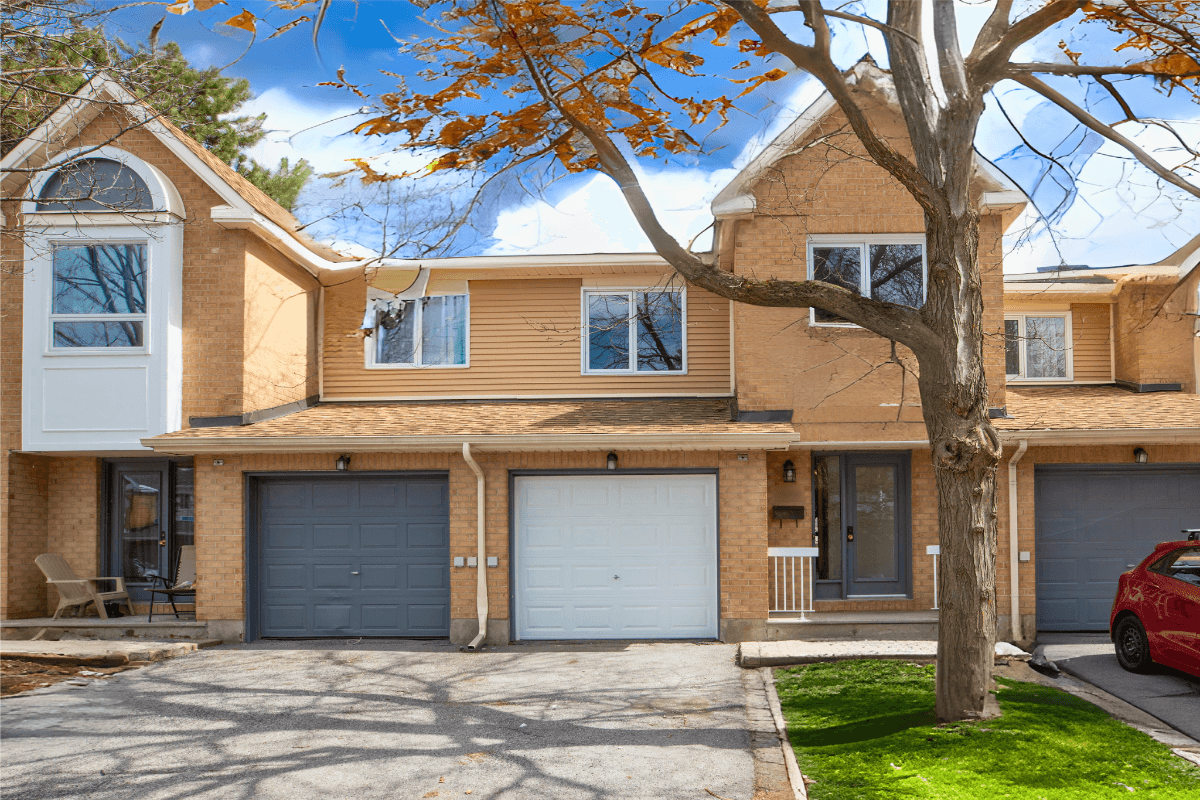 Townhouse (3 bedroom) available at 1749 Aspenview Way, Ottawa in Ottawa
