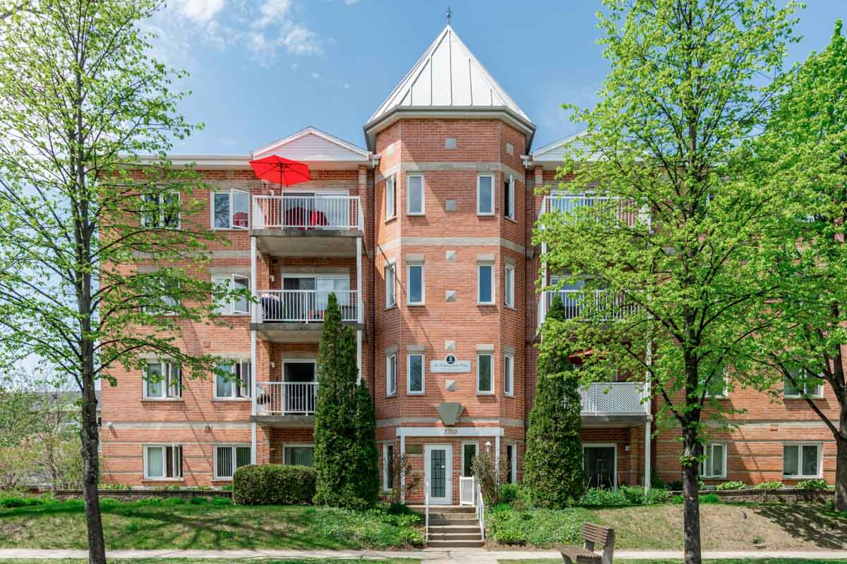 2 Bedroom - 900, 920 Laudance, 3780,3786,3792,3793, 3798 Le Marié, 3700, 3706 des Compagnons. in Quebec City
