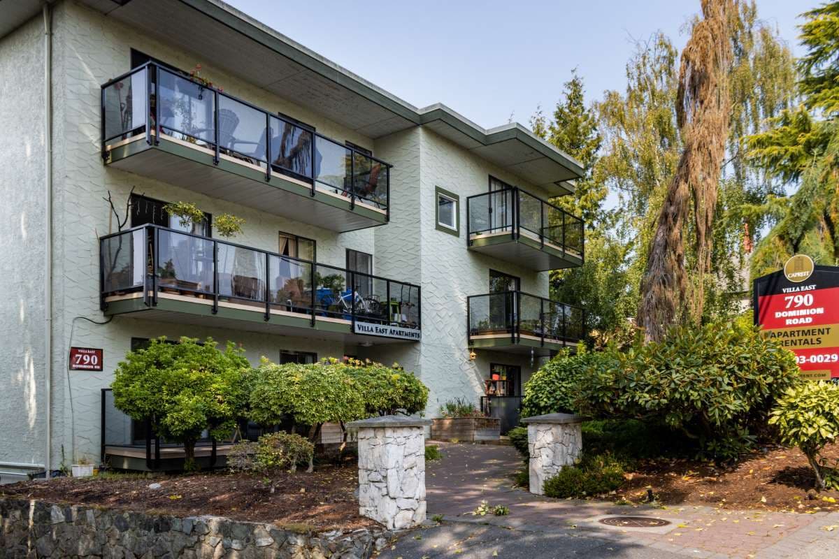 1 Bedroom + Den available at 788-790 Dominion Road, Victoria — photo 1 of 10